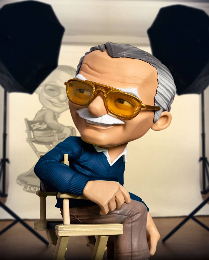 Stan Lee Minifigura Mini Co. PVC Blue Shirt Version 14 cm