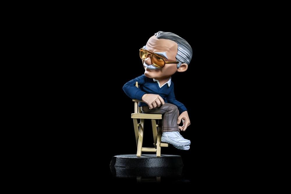 Stan Lee Minifigura Mini Co. PVC Blue Shirt Version 14 cm
