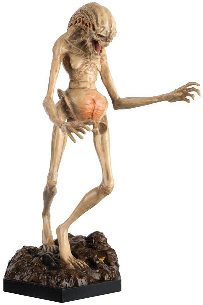 The Alien & Predator Figurine Collection Newborn (Alien