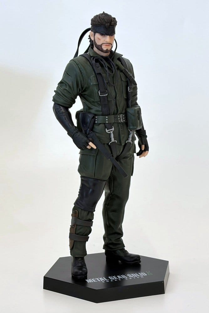 Metal Gear Solid: Snake Eater Figura PVC Naked Snake 20 cm Konami
