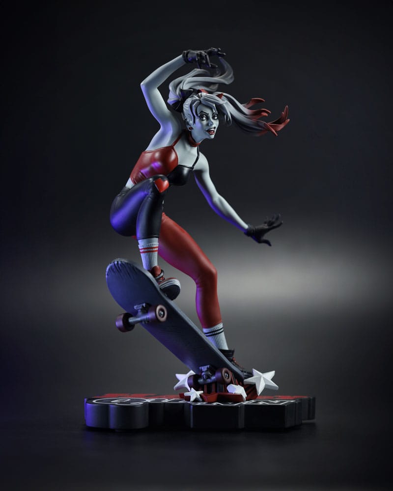 DC Direct Estatua 1/10 Harley Quinn: Red, White & Black Harley Quinn by Ivan Tao 20 cm McFarlane Toys